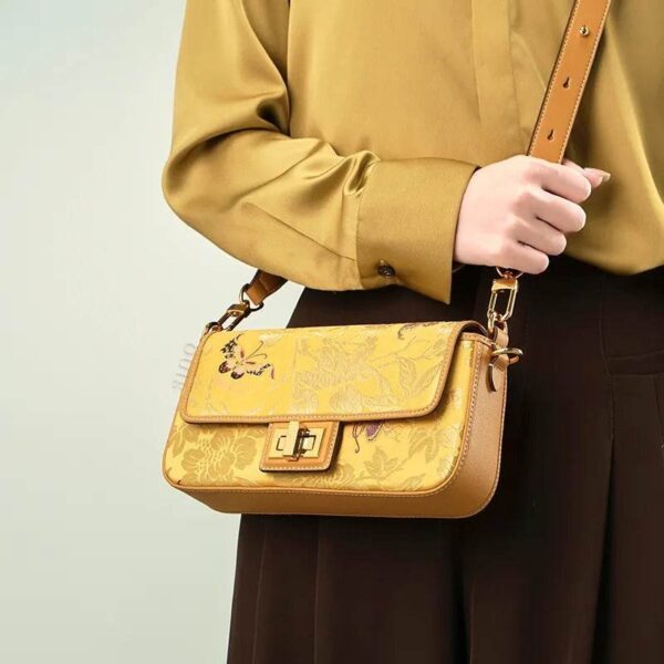 yunjin-brocade-leather-handbag-embroidered-butterfly-pattern-model-crossbody.jpg